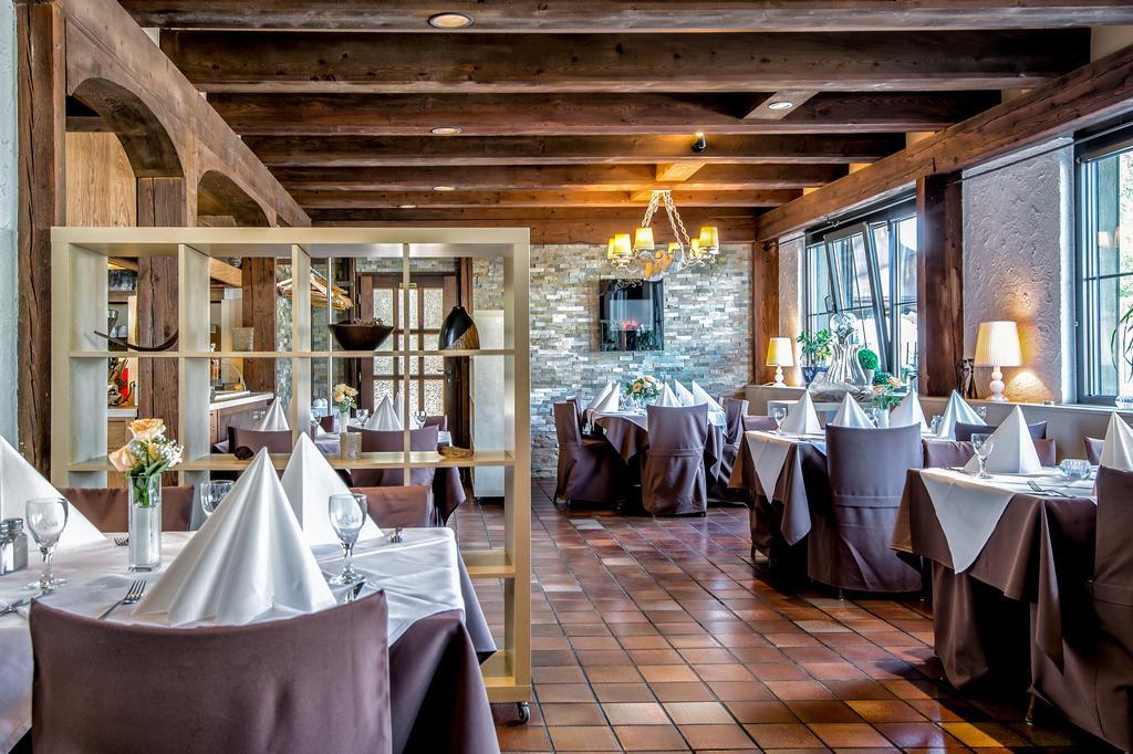 Hotel-Restaurant Schwyzerhuesli Viernheim Dış mekan fotoğraf